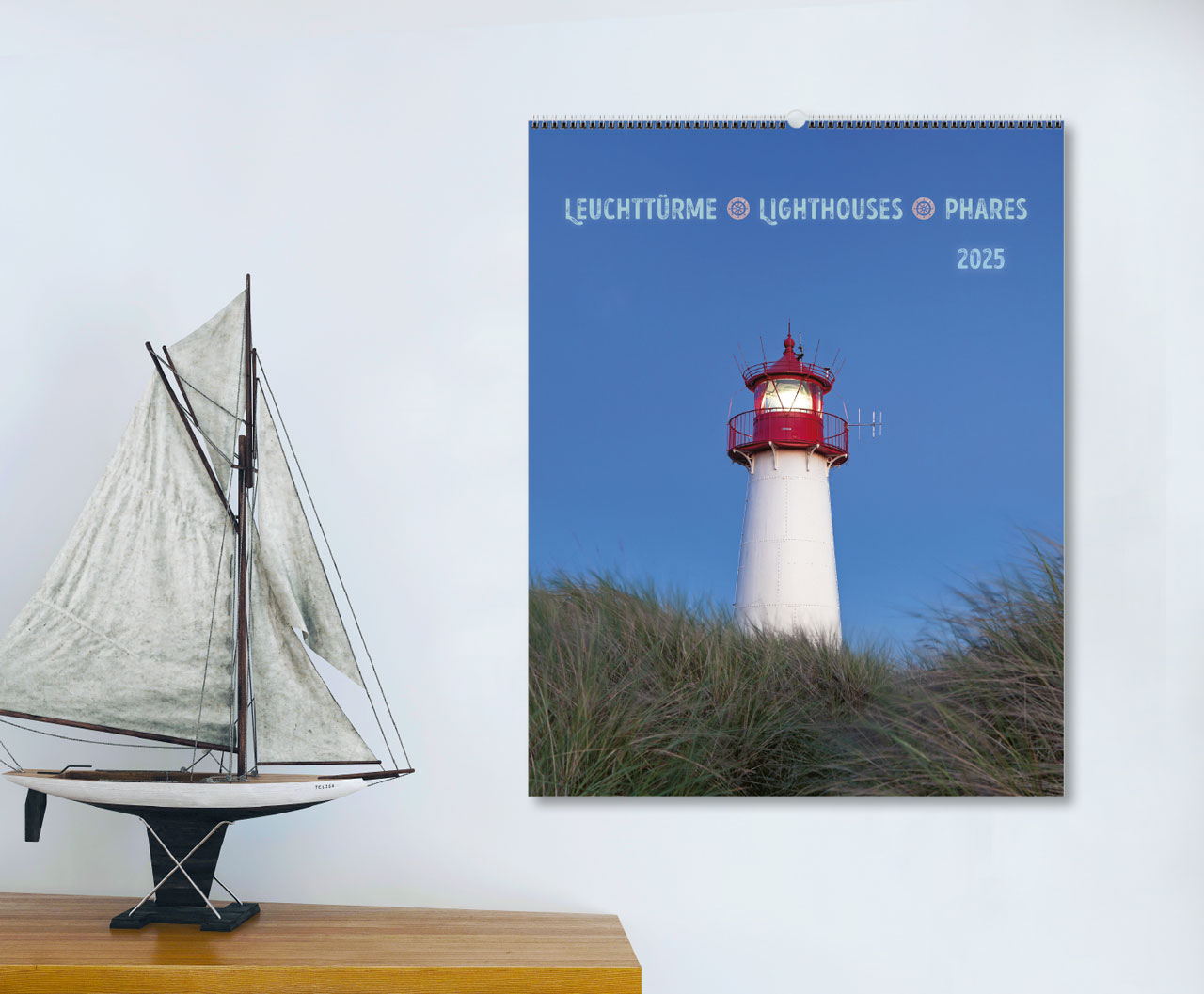 Leuchttürme - Lighthouses - Phares 2025 - Super Wandkalender