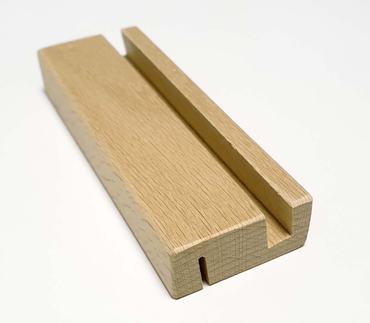 Holzaufsteller groß mit 2 Schlitzen ohne Gravur